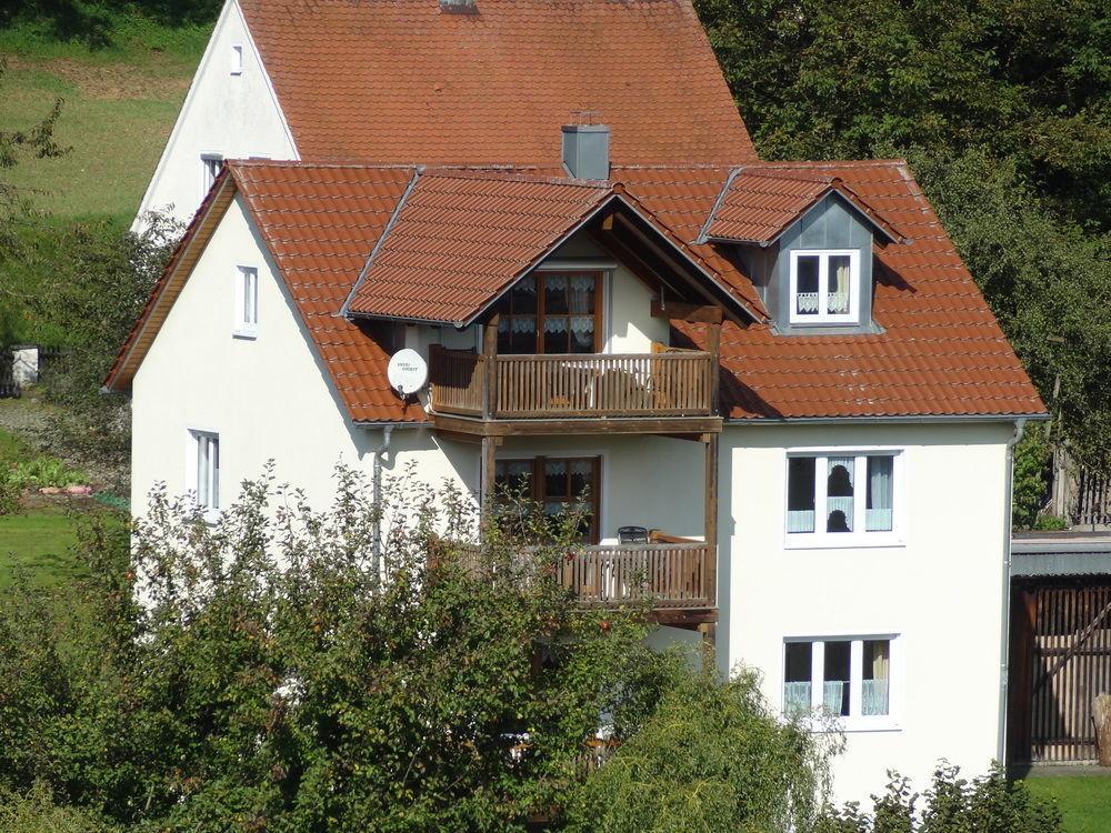 Donauer Im Altmuehltal - Ferienwohnungen Biberbach  Buitenkant foto